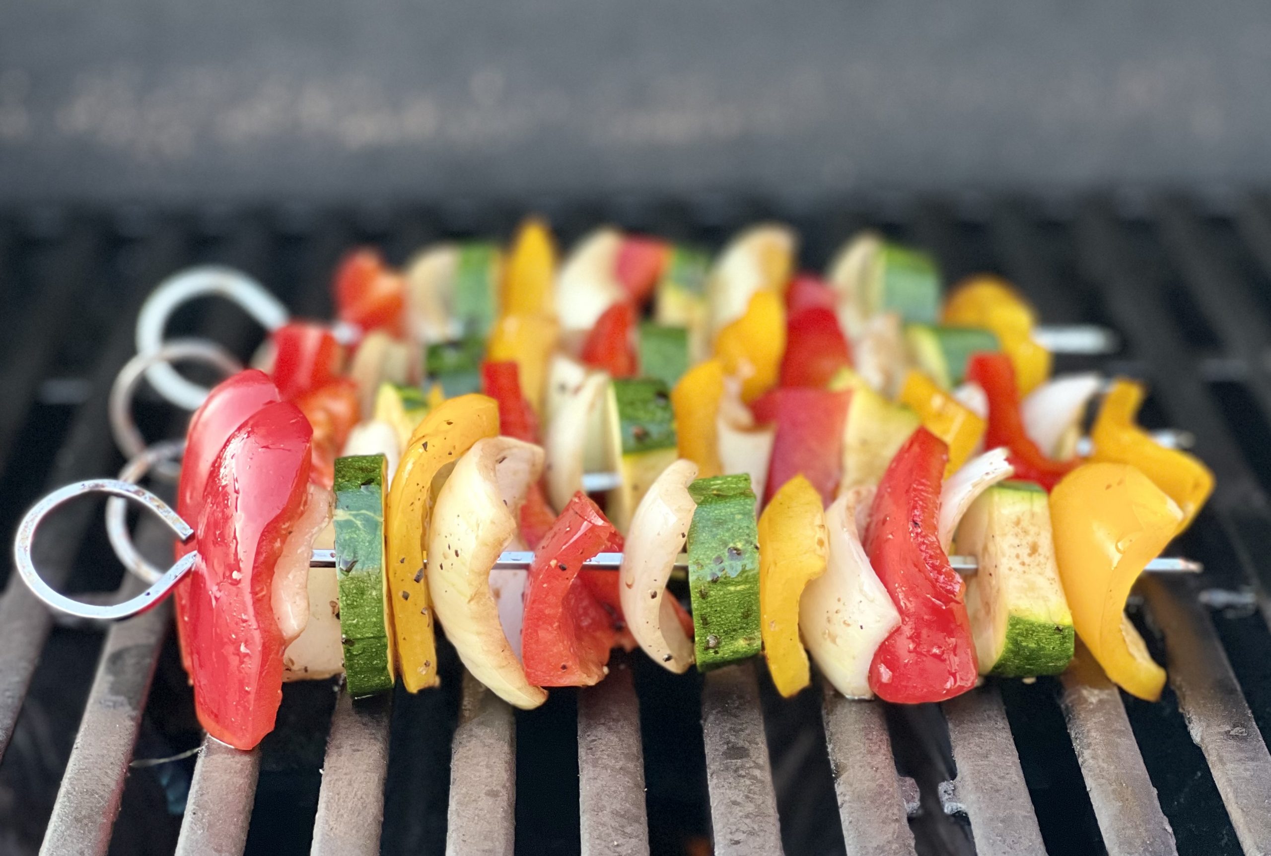 Grilling Brings Out the Best of these Colorful Veggie Skewers - Healthy ...